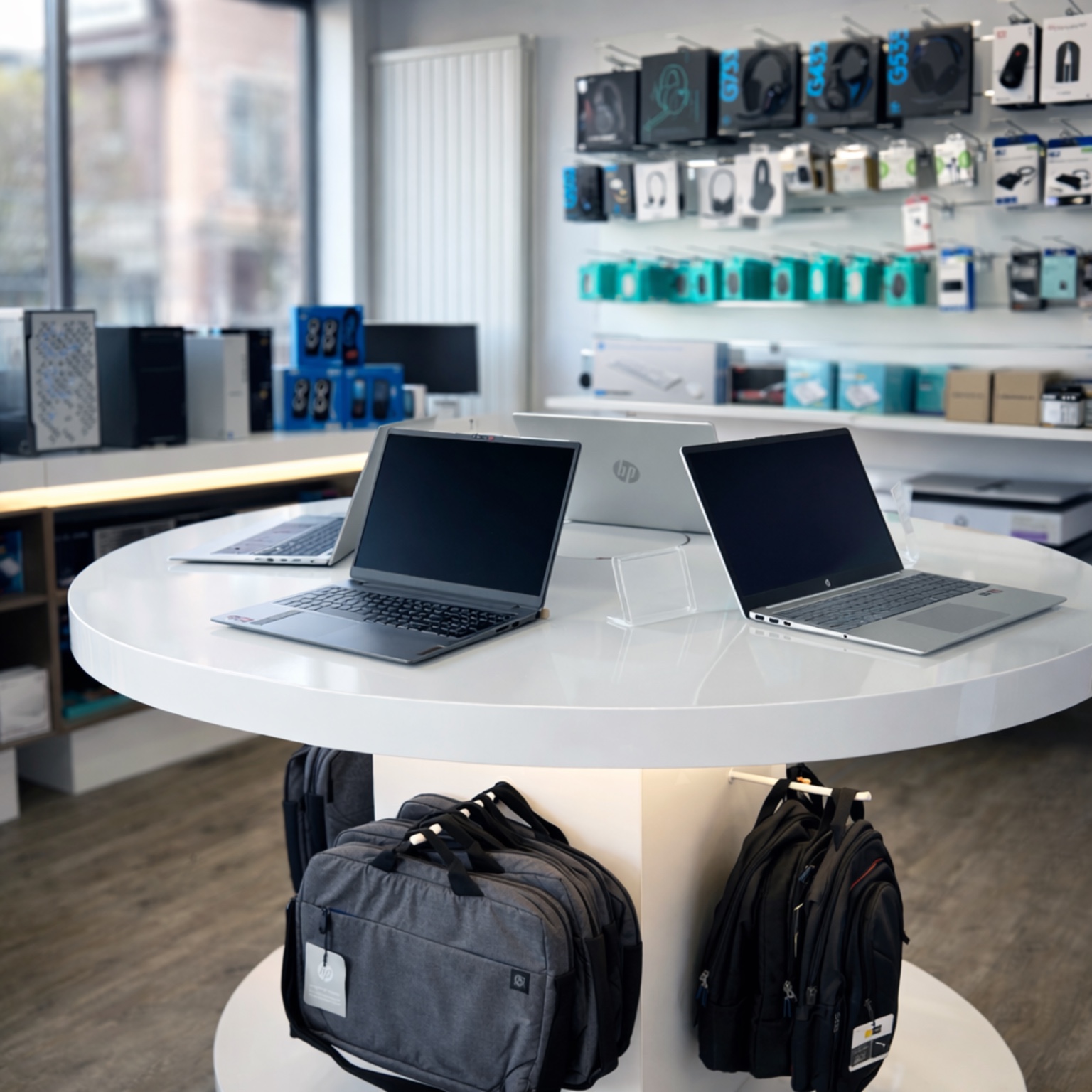 De winkel van ITWare in Sint-Niklaas